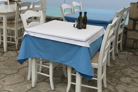 Tablecloth. The Bengali for "tablecloth" is "টেবিলের আচ্ছাদনবস্ত্র". Tablecloth. The Bengali for "tablecloth" is "টেবিলের আচ্ছাদনবস্ত্র".