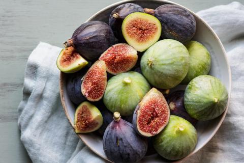 Fig. The Bengali for "fig" is "ডুমুর".