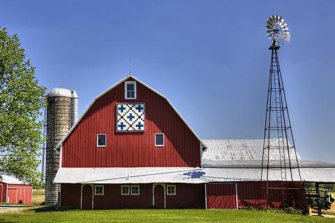 Farm. The Czech for "farm" is "hospodařit".