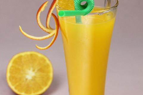 Fruit juice. The Dutch for "fruit juice" is "fruitsap".