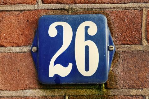 Twenty-six. The Dutch for "twenty-six" is "zesentwintig".