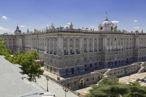 Madrid. The Dutch for "Madrid" is "Madrid".