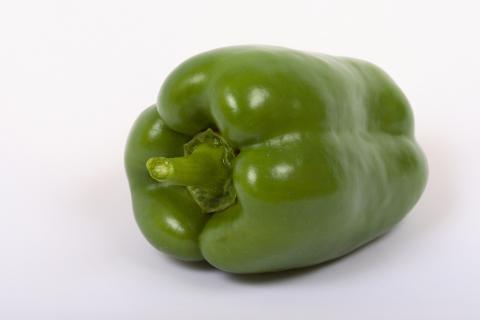 A green pepper. The French for "a green pepper" is "un poivron vert".