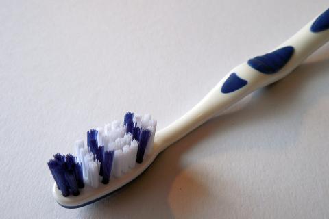Toothbrush. The French for "toothbrush" is "brosse à dents".