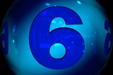 6 (six). The French for "6 (six)" is "six".