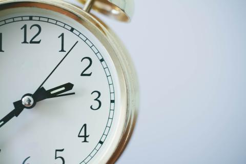 Seconds. The French for "seconds" is "secondes".