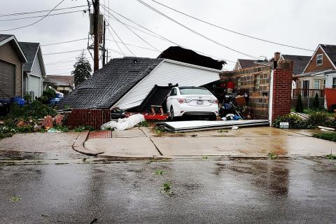 Damage. The French for "damage" is "dommage".