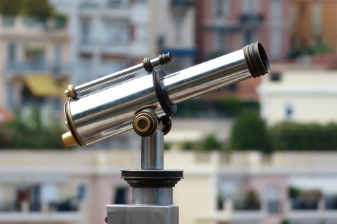 Telescope. The German for "telescope" is "Teleskop".