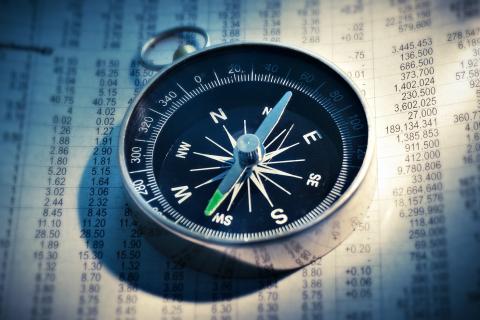 Compass. The Greek for "compass" is "πυξίδα".