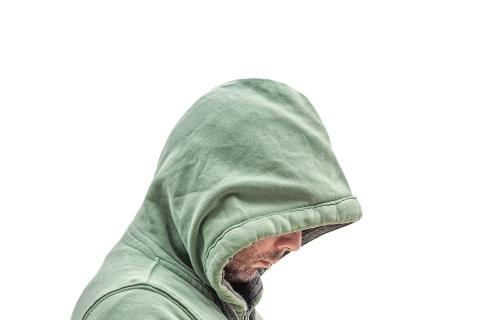 Hood. The Italian for "hood" is "cappuccio".