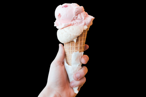 Ice cream. The Pandunia for "ice cream" is "ais krem".