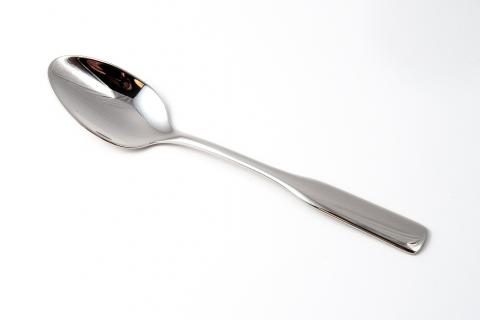 Spoon. The Pandunia for "spoon" is "chamacha".