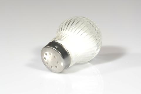 Salt. The Pandunia for "salt" is "sal".