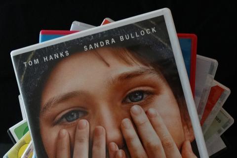 Films. The Portuguese for "films" is "filmes".