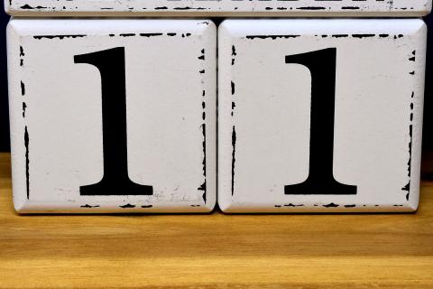 11 (eleven). The Thai for "11 (eleven)" is "สิบเอ็ด".