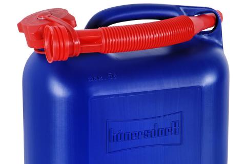 A blue petrol can. The Thai for "a blue petrol can" is "ถังใส่น้ำมันสีน้ำเงิน". A blue petrol can. The Thai for "a blue petrol can" is "ถังใส่น้ำมันสีน้ำเงิน".