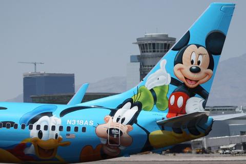 An airplane tail. The Thai for "an airplane tail" is "หางเครื่องบิน". An airplane tail. The Thai for "an airplane tail" is "หางเครื่องบิน".