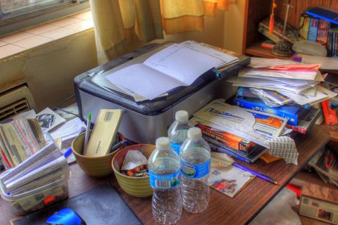 A messy desk. The Thai for "a messy desk" is "โต๊ะทำงานรก". A messy desk. The Thai for "a messy desk" is "โต๊ะทำงานรก".