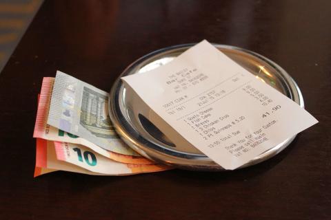 Expenses; expenditure. The Thai for "expenses; expenditure" is "รายจ่าย". Expenses; expenditure. The Thai for "expenses; expenditure" is "รายจ่าย".