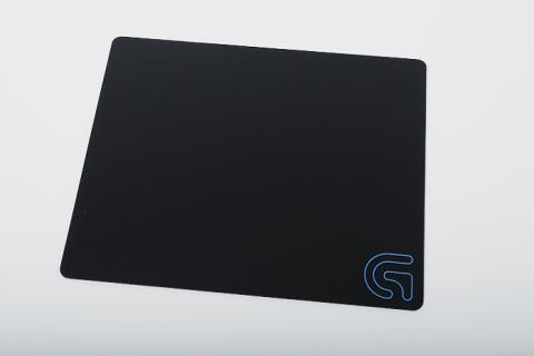 Mouse mat; mouse pad. The Thai for "mouse mat; mouse pad" is "แผ่นรองเม้าส์". Mouse mat; mouse pad. The Thai for "mouse mat; mouse pad" is "แผ่นรองเม้าส์".