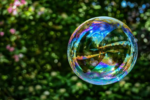 Bubble. The Thai for "bubble" is "ฟอง".