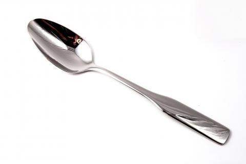 Spoon. The Ukrainian for "spoon" is "ложка".