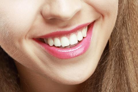 Tooth. The Ukrainian for "tooth" is "зуб".